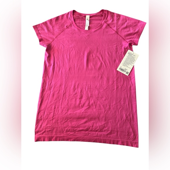 NWT Lululemon Swiftly Tech Short Sleeve Shirt 2.0 in Sonic Pink size 12 - Picture 3 of 7